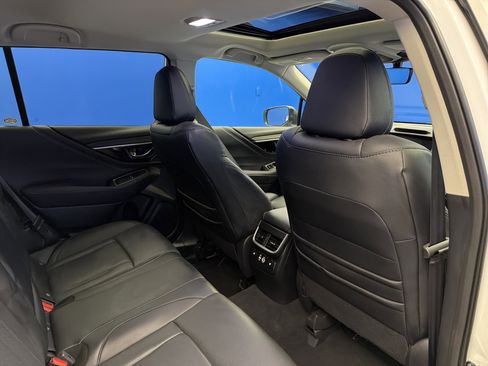 Certified 2025 Subaru Outback Limited image 26