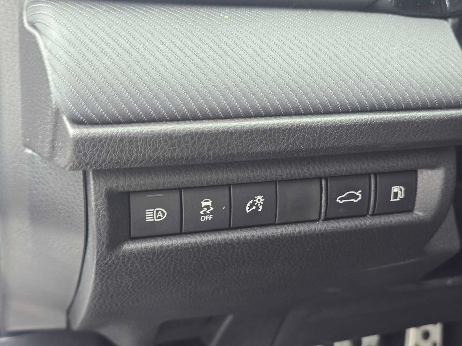 Used 2026 Toyota Camry SE w/ Convenience Package FWD image 24