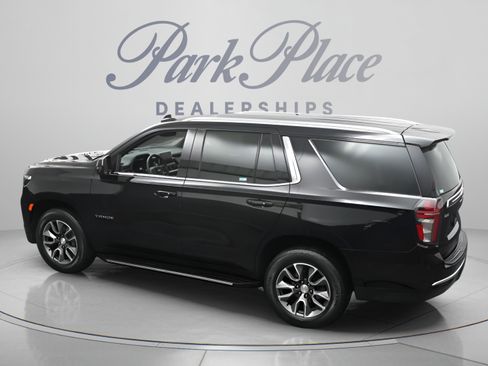 Used 2023 Chevrolet Tahoe LT w/ Luxury Package AWD/4WD image 5