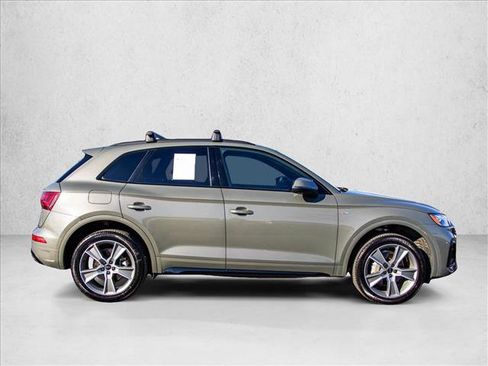 Used 2025 Audi Q5 2.0T Premium image 4