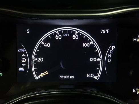 Used 2021 Jeep Grand Cherokee Laredo X AWD/4WD image 17