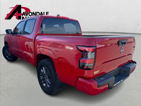 Certified 2025 Nissan Frontier SV image 3