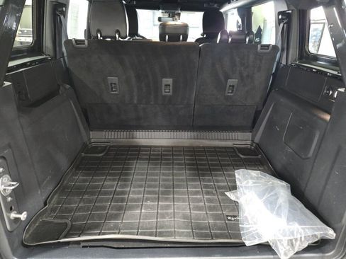 Used 2023 Ford Bronco Wildtrak image 20