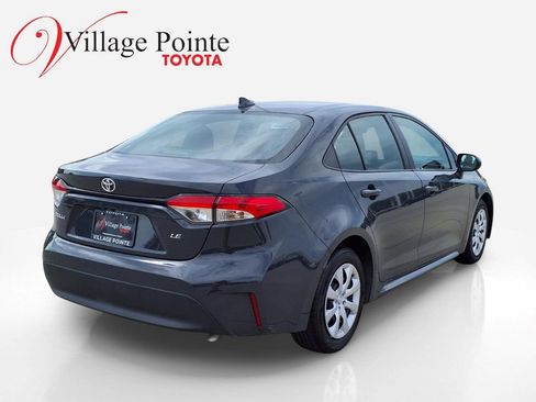 Used 2024 Toyota Corolla LE FWD image 5
