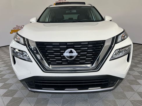 Used 2023 Nissan Rogue SL w/ SL Premium Package FWD image 10