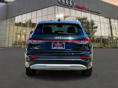 Used 2023 Audi Q4 e-tron Premium w/ Premium Plus RWD image 3