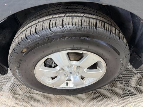 Used 2008 Ford Escape Limited AWD/4WD image 27