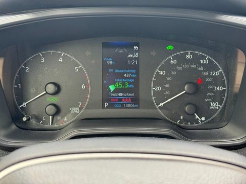 Used 2025 Toyota Corolla SE FWD image 28