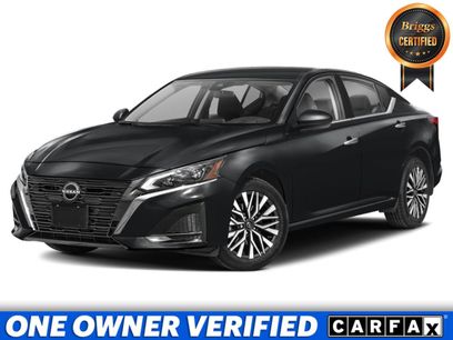 Used 2023 Nissan Altima 2.5 SV