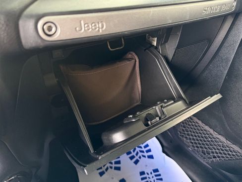 Used 2017 Jeep Wrangler Unlimited Sport w/ Quick Order Package 24S image 42