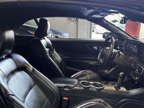 Used 2024 Ford Mustang GT Premium image 15