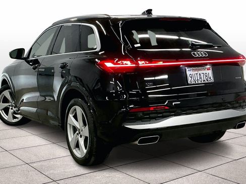 Certified 2025 Audi Q5 Prestige image 14