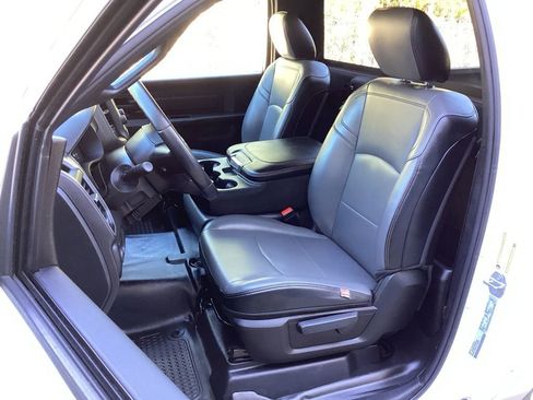 Used 2022 RAM 3500 Tradesman image 22