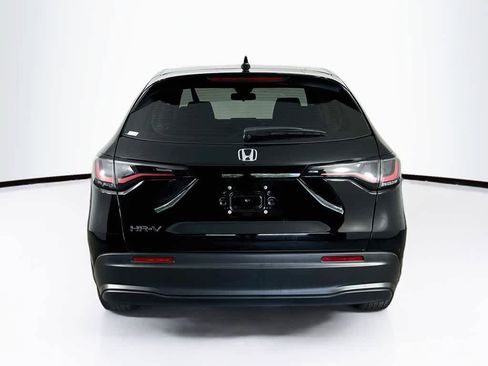Used 2025 Honda HR-V LX image 5
