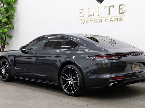 Used 2021 Porsche Panamera image 3