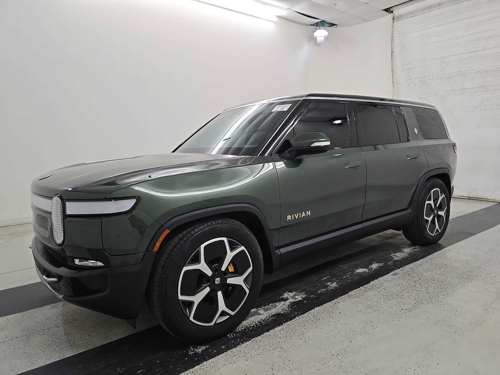 Used 2024 Rivian R1S Adventure Quad AWD/4WD image 6