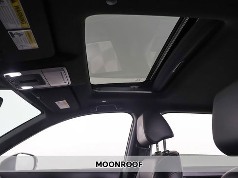 Used 2024 Honda CR-V Sport Touring image 4