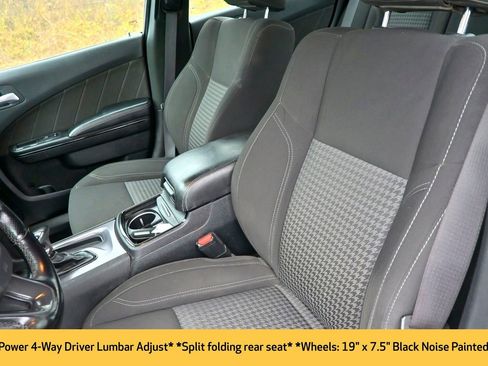 Used 2021 Dodge Charger SXT w/ Blacktop Package image 16