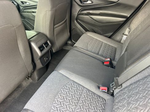Used 2023 Chevrolet Equinox LT w/ Driver Convenience Package FWD image 12