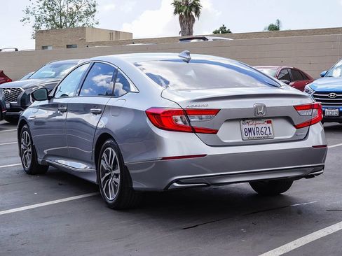 Used 2019 Honda Accord EX image 4