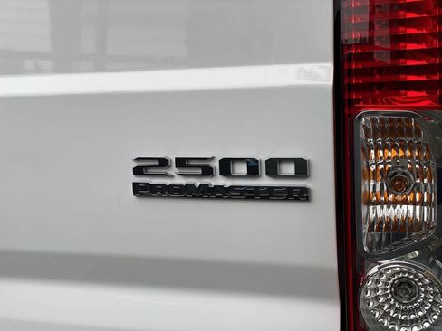 Used 2026 RAM ProMaster 2500 w/ Convenience Group FWD image 10
