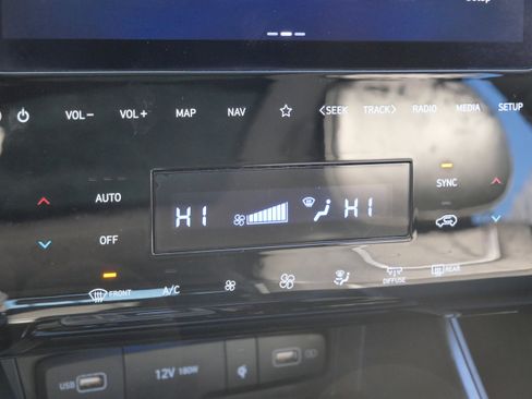 Certified 2024 Hyundai Tucson SEL w/ Convenience Package image 24