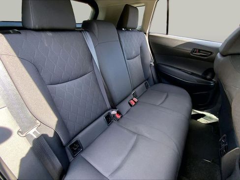 Used 2022 Toyota Corolla Cross LE w/ Moonroof Package FWD image 19