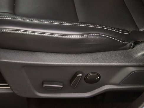 Used 2025 Ford Bronco Outer Banks image 17