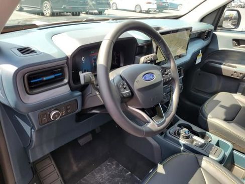New 2025 Ford Maverick Lobo image 20