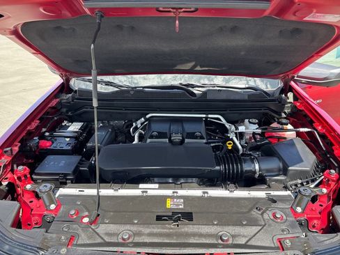 Certified 2025 Chevrolet Colorado Trail Boss AWD/4WD image 20