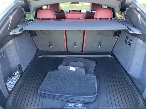 Used 2024 BMW X4 xDrive30i w/ Premium Package image 34