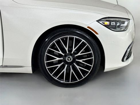 Used 2023 Mercedes-Benz S 500 4MATIC image 32