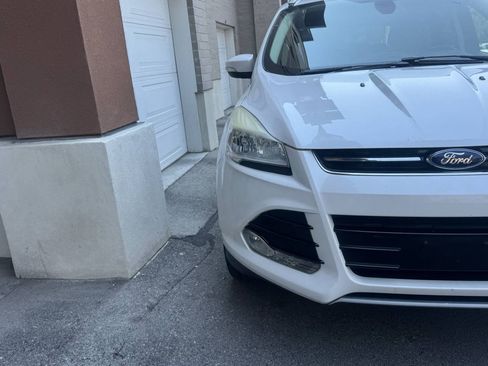 Used 2014 Ford Escape Titanium FWD image 10
