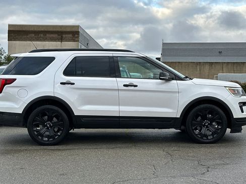 Used 2019 Ford Explorer Sport w/ Equipment Group 401A image 6