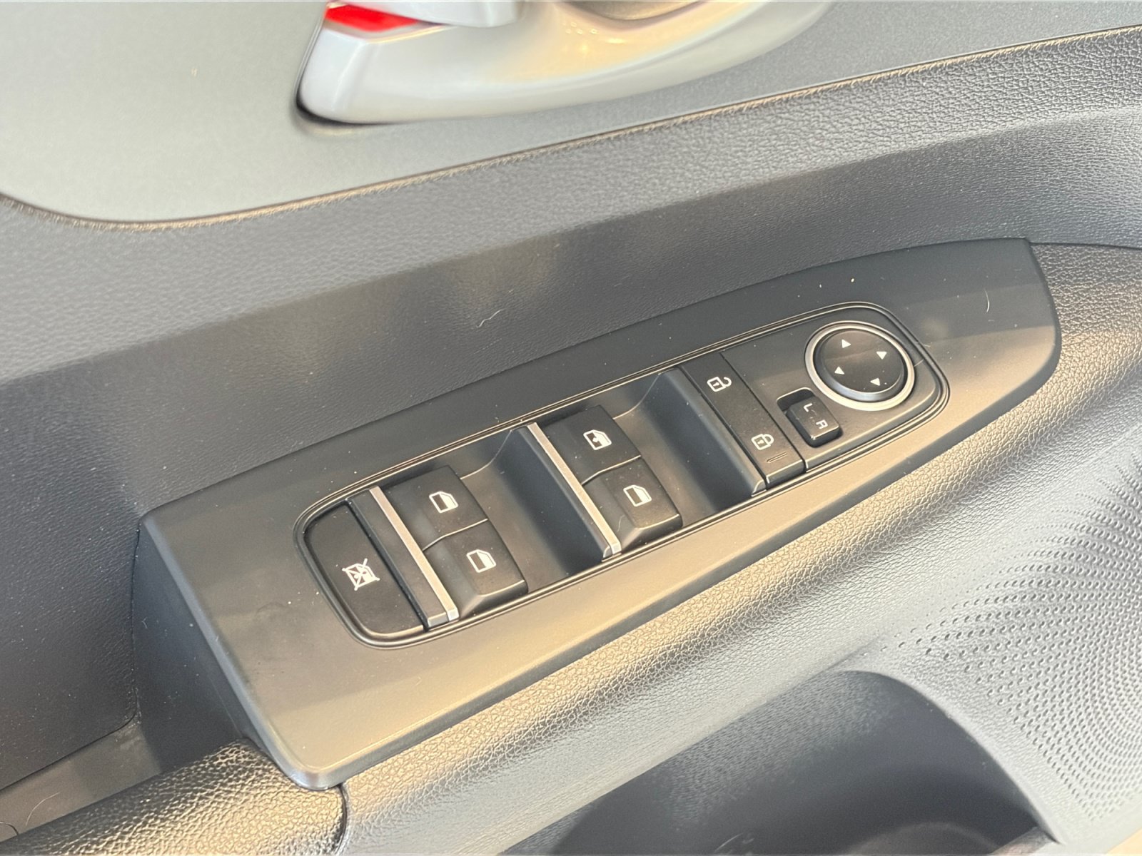 Used 2021 Kia Forte LXS FWD image 13