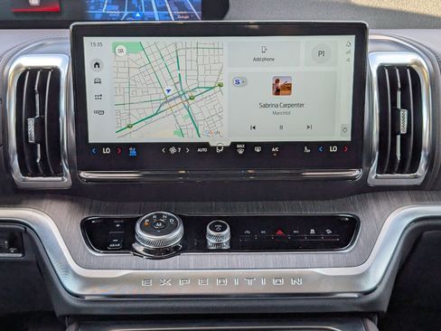 New 2025 Ford Expedition Max Platinum w/ Platinum Ultimate Package image 18