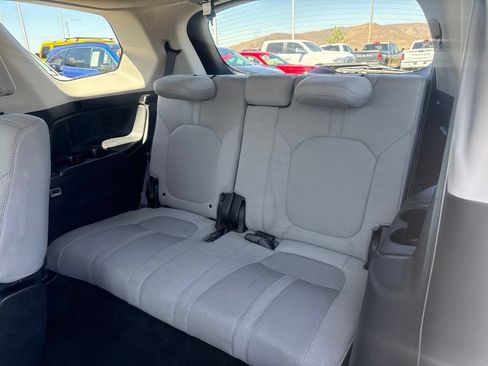 Used 2024 Honda Pilot LX image 21
