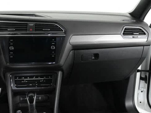Used 2024 Volkswagen Tiguan SE R-Line FWD image 16