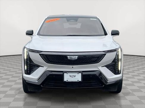 Used 2025 Cadillac Optiq Sport 2 AWD/4WD image 2