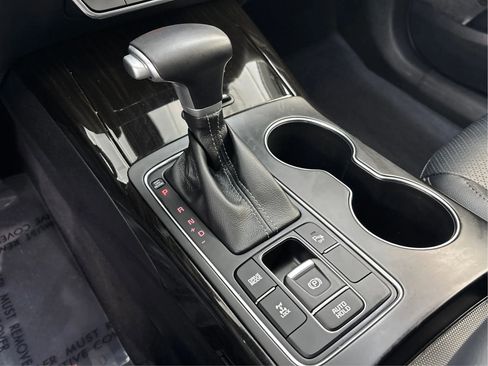 Used 2020 Kia Sorento EX image 48