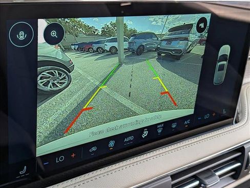 New 2026 Lincoln Corsair Premiere image 13