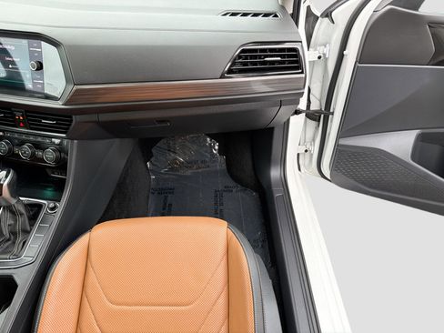 Used 2023 Volkswagen Jetta SEL image 16