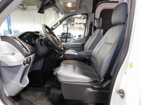 Used 2019 Ford Transit 250 148 Medium Roof image 24