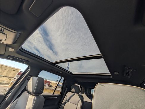 New 2025 Chevrolet Tahoe Premier w/ Sun And Tow Package image 28