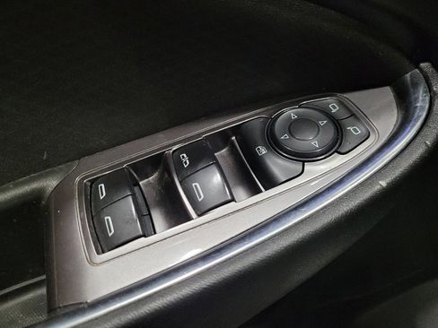 Used 2018 Chevrolet Malibu LT FWD image 27