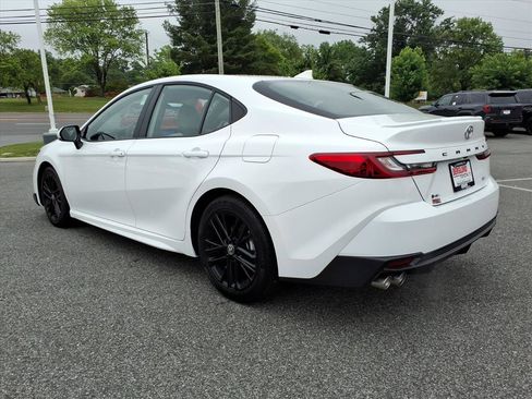 New 2026 Toyota Camry SE FWD image 7