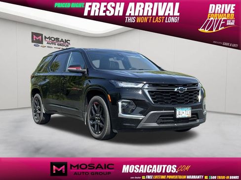 Used 2022 Chevrolet Traverse Premier w/ Redline Edition AWD/4WD image 1