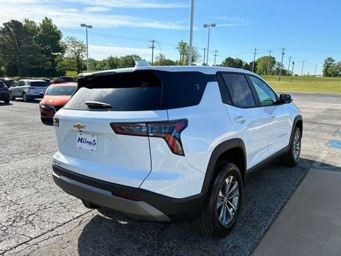 New 2026 Chevrolet Equinox LT FWD image 6