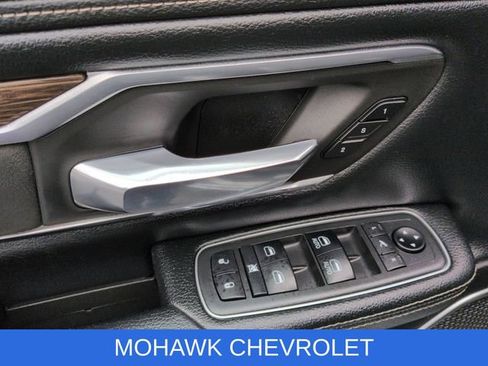 Used 2019 RAM 1500 Laramie AWD/4WD image 24