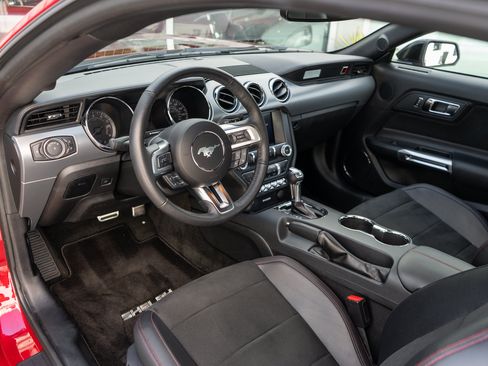 Used 2017 Ford Mustang GT Premium w/ Equipment Group 401A RWD image 8